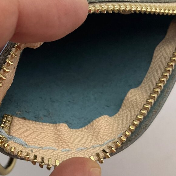 Portland Leather Goods Heart Light Baby Blue Bag Charm Leather Coin Pouch - Picture 6 of 11